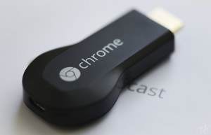 1280px-Chromecast_dongle-300x193